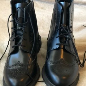 Dr. Martens Delphine Smooth ankle boots